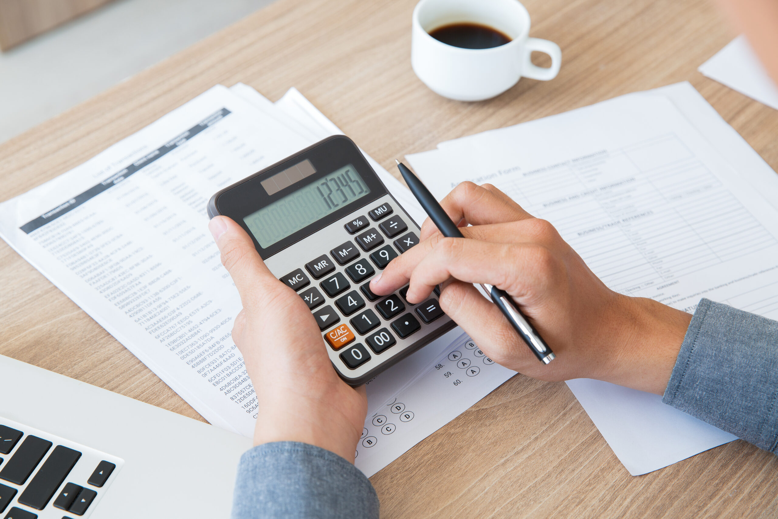AI-powered duplicate invoice detection dashboard showing fraud prevention and validation controls for F&B finance operations